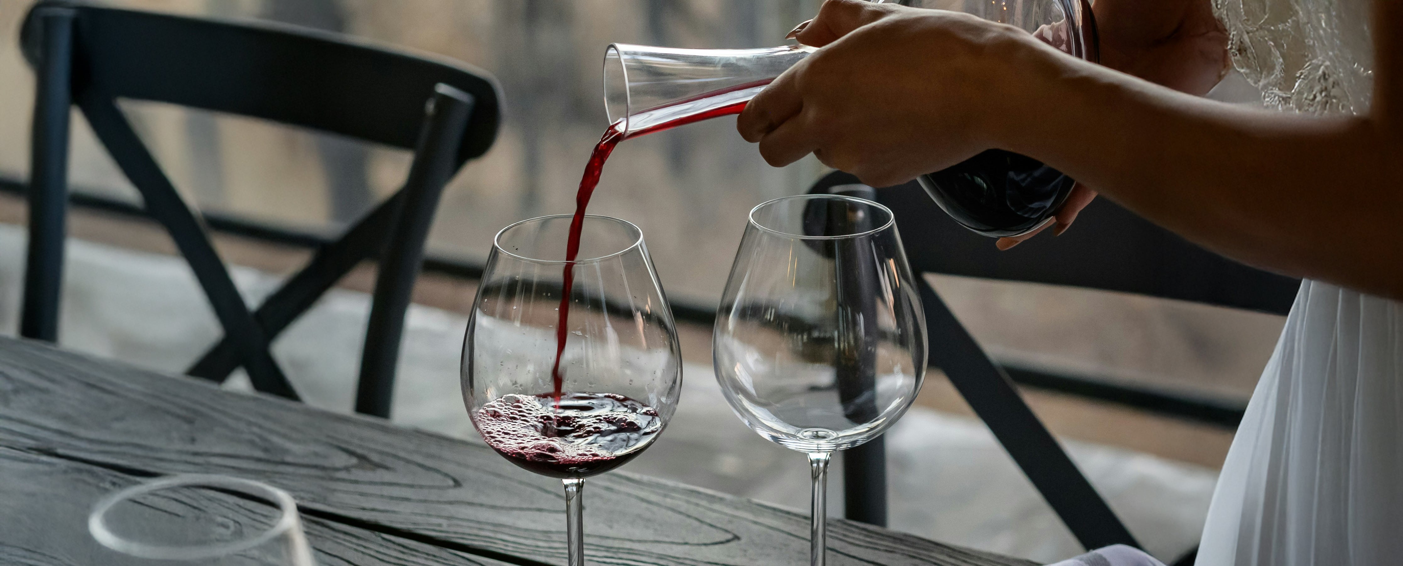 Bib ou bouteille pour un mariage ? Le vrai comparatif